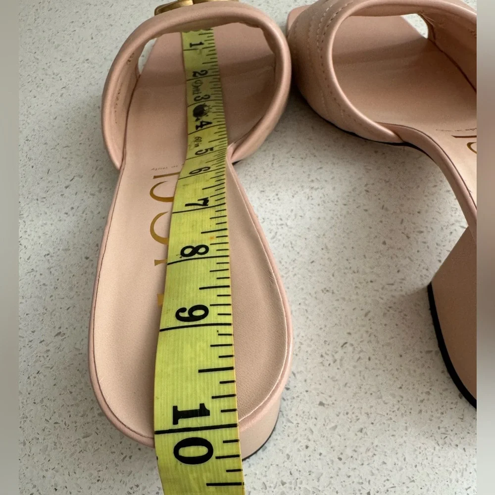 Gucci GG Block Heel Quilted Leather Sandals EU 39.5 US 9.5 Nude - Picture 7 of 8